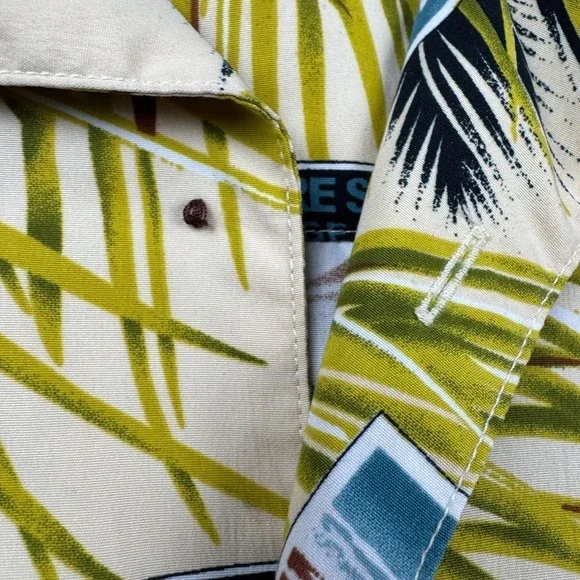 KAD Clothing Company Men's XL Short Sleeve Button Up Tropical Print Vintage Y2K - Picture 4 of 6